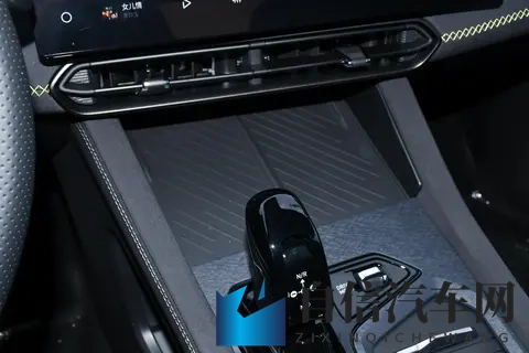 适合年轻人的 “赛道级家轿”！第三代领克 03 上市，还送终身 NOA-1