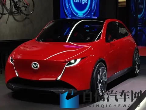 美女打开双腿 露隐私：美丽佳人舒展玉腿，隐私部位意外显露-2