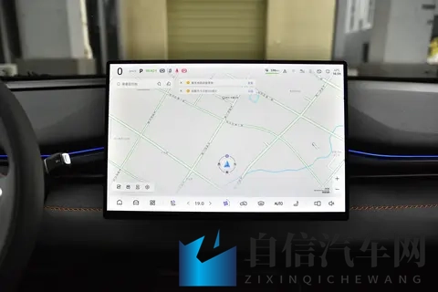 深度体验深蓝S05:没想到它这么香,620km续航+15分钟超充!-2