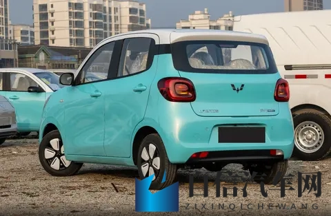 续航够用，小巧好开，五菱宏光MINIEV怎么选？-3
