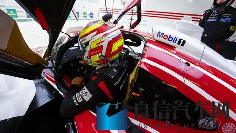 精彩纷呈！保时捷斩获2025年WEC厂商季军-1