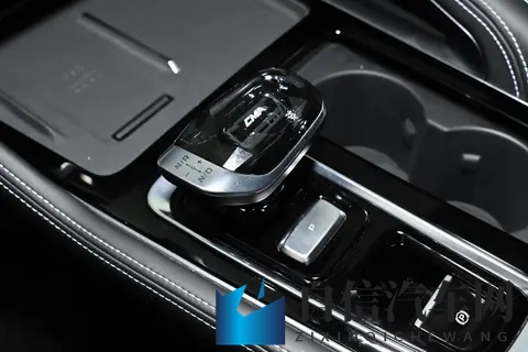 吉利星瑞全新东方曜，超多给力购车福利，实力不容小觑！-2