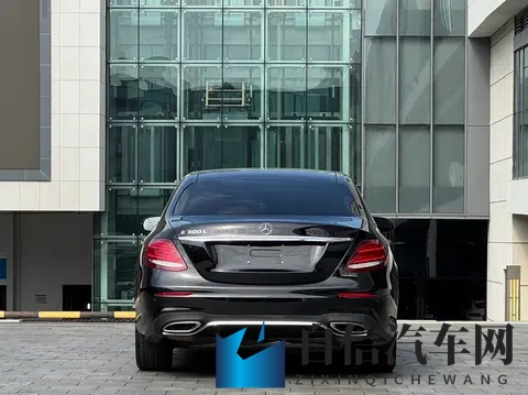 23万多拿下行政座驾，18款奔驰E300L，商务家用皆宜-1