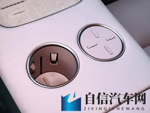 东风日产首款插混车内饰发布，依旧简洁，明天开启预售-1