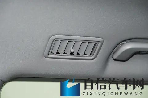 新车｜指导价730万元起_置换价710万元起，五菱星光730上市-3