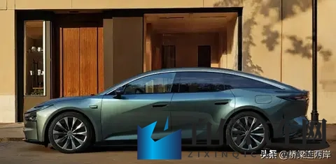 操丝袜秘书:智能助手革新汽车行业,工作效率飙升-3