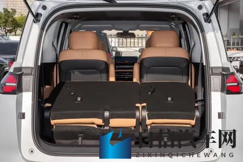 深度体验五菱星光730 PHEV，务实之选能否满足刚需？-1