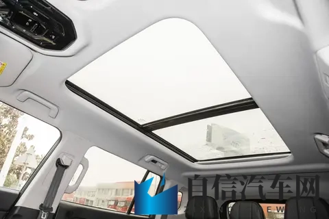 15万级混动方盒子，三电机四驱+索尼音响，山海T1能否热销？-2