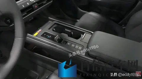 全新雷克萨斯ES实车外观与内饰终于曝光，惊喜与惊吓并存！-2