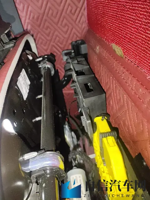 #准新一手宝马3系#24万多拿下，感受运动曜夜的魅力！-2