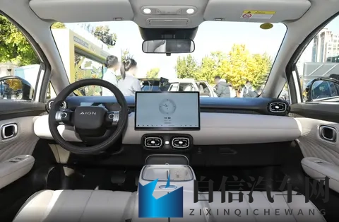 皇阿玛强要小燕子h：汽车新宠来袭：时尚动感，安全高效，市场潜力无限-2