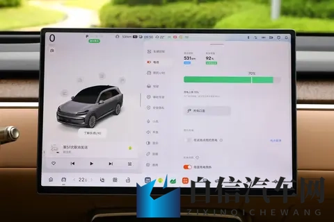 大三排SUV选谁好?别看增程了,这款纯电旗舰不是更香吗?-3