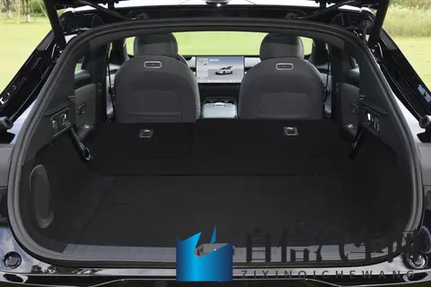 3799万元起售，岚图泰山上市破局豪华市场-1