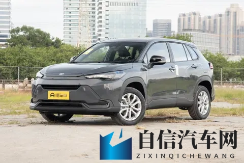 家用锋兰达怎么选？舒适 、豪华 、双擎配置的功能变化-3