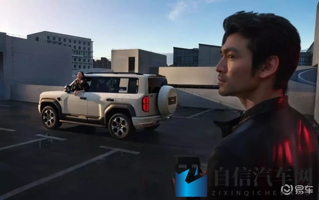 美女露100%奶头无遮挡的网站：辣眼画面！高清暴露无遗，性感美女全裸直播平台-1