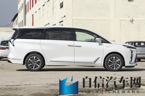 别克GL8购车手册：配置差异解析与选买推荐-2