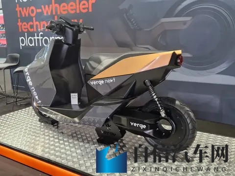 壮志凌云满天星:新能源汽车崛起,引领未来出行新风尚-3