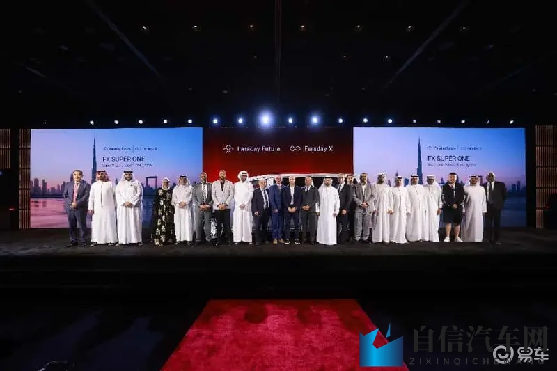 六月婷婷五月丁香：春意盎然，新车争艳，探寻五月丁香的独特魅力-1