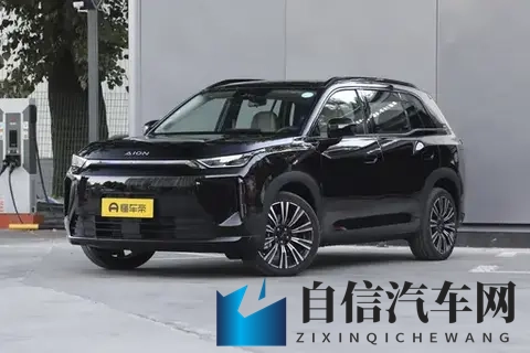 广汽埃安i60到店体验：增程_纯电双动力，家用SUV新标杆？-3