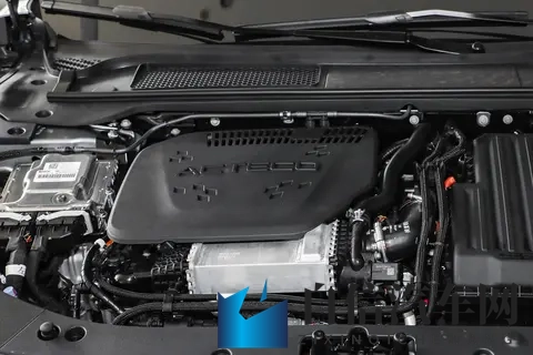 实地试驾2025款星途星纪元ES，它能成为你的靠谱之选吗？-2