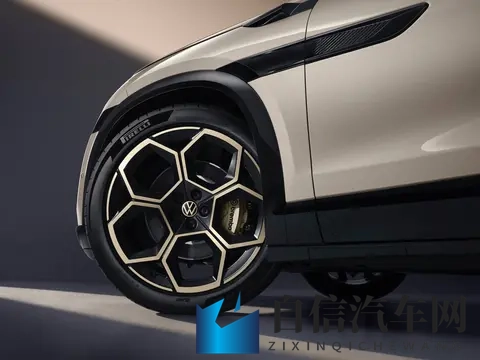 全尺寸纯电SUV与众08来了，瞄准都市家庭用户-1