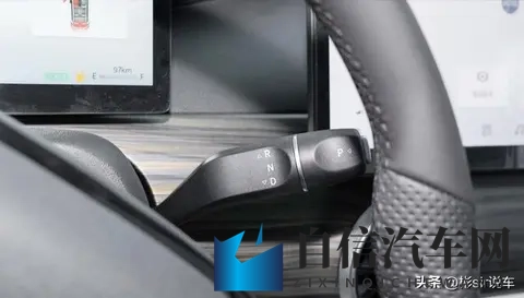 家用MPV迎来新成员！体验风行游艇PHEV的升级亮点-2