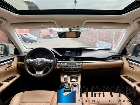 十年老友,2015款雷克萨斯ES,11万多带回家值不值?-2