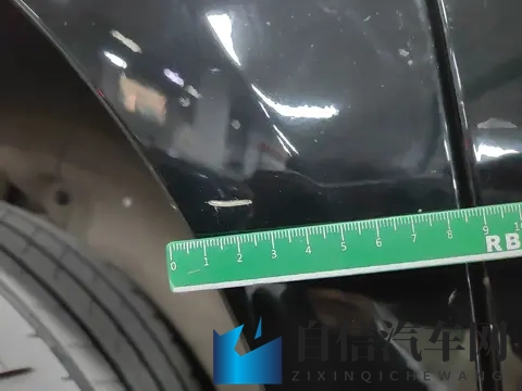 准新一手奔驰E级，30万拿下行政座驾！-1