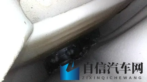 轻商新能源这张期末答卷，大通在广州车展上先交出来了-1