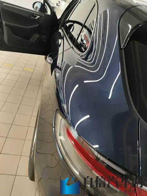 岚图泰山3799万起 有能力改写大六座SUV市场格局-1