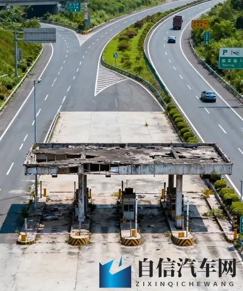 特级小箩利无套内谢A片：顶级影片内部无遮挡，独家呈现精彩片段-3