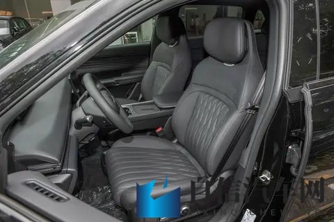 2025 款星纪元 ET 纯电版 Ultra 四驱城区辅助驾驶，实力均衡之选-2