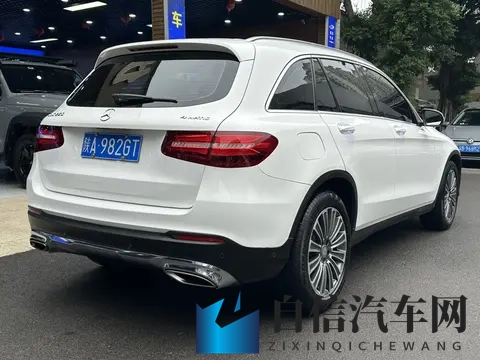 开了八年的奔驰GLC,11万多入手还划算吗?-1