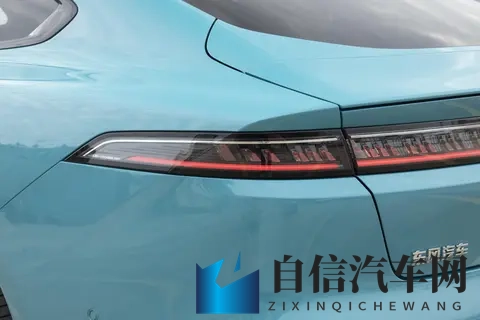 探析东风奕派eπ007+四驱版的技术内涵与市场定位-3