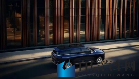 妺妺和我做爰又大又紧：亲妹妹与我欢愉，激情四溢，紧致欢畅-1