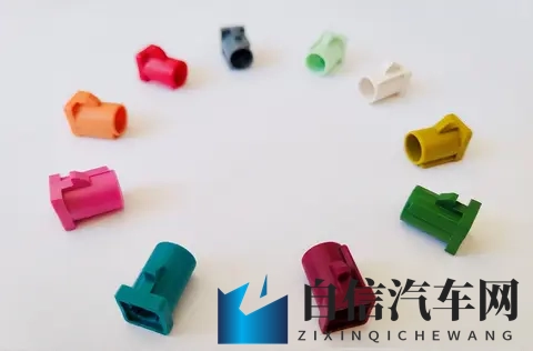 FAKRA 连接器的“颜色密码”,功能差异居然这么大!-1