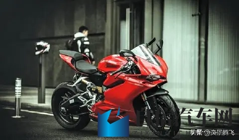 打扑克又痛又叫：新一代科技汽车：舒适安全环保新体验-2