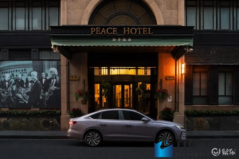 888万元起，朗逸Pro全面升级打响“燃油反击战”-1