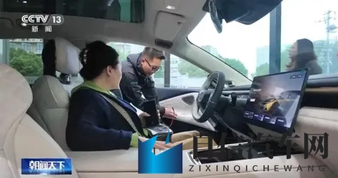 新能源车购置税变卦了，4S店挤爆了，车企慌什么？-2