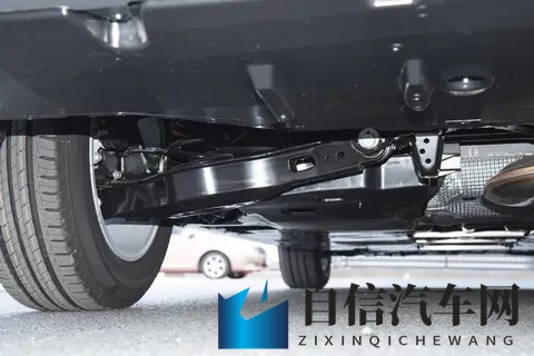 搞鸡巴软件：智能驾驶新篇章：安全效率环保三重奏-3