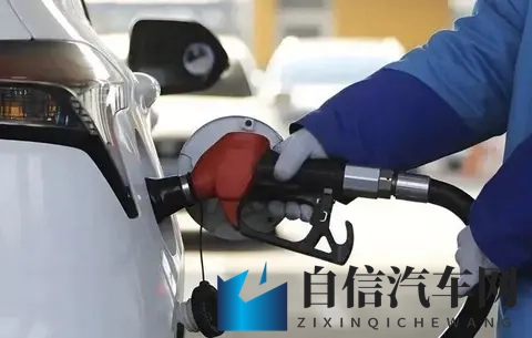 老头吃奶：年迈老人误食奶制品引发关注-3