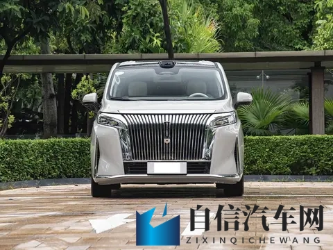 这款插混MPV不足29万起！配激光雷达+四块大屏，后排独立航空座椅-1