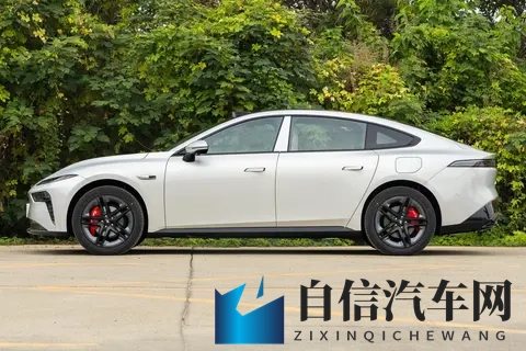 15万级轿跑新标杆：东风奕派eπ007+纯电650 Ultra+激光雷达版测评-2