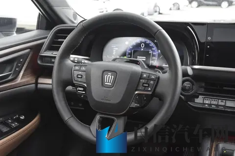 吉利新车型V900发布，增程动力，竞品小鹏，多座选择-1