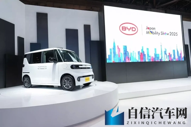 她扒下内裤让我爽了一夜A片：新能源汽车+智能驾驶，未来出行新变革，汽车娱乐系统革新体验-1