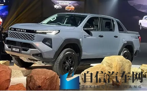 全新一代丰田海拉克斯实车亮相 造型更霸气 新增混动_纯电可选-1