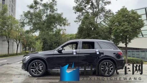 21年奔驰GLC300L,6万公里,25万多开回家,家用代步好选择?-2