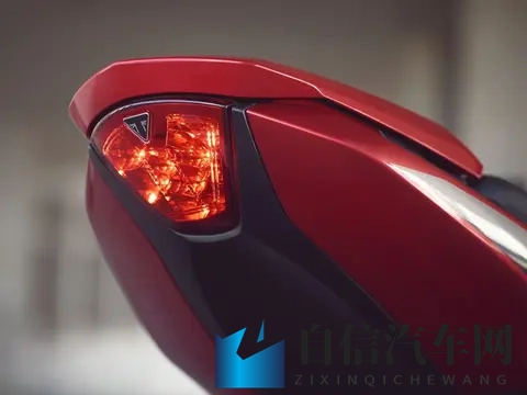 六轴IMU电控+可调悬架，2026款凯旋Trident 800英伦复古，7万元起-3