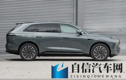 星纪元ET:增程版续航1615公里,它就是打工人的移动舒睡舱-1