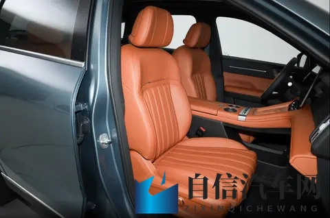 试驾捷途X70L，9万多买中型SUV，全家出行都满意-3